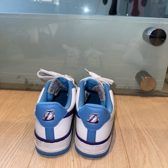 Nike Air Force 1 Low '07 LV8 - Picture 3 of 3